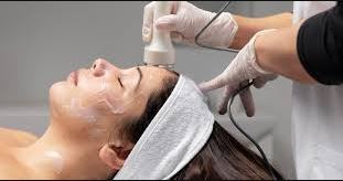 Hydra Facial